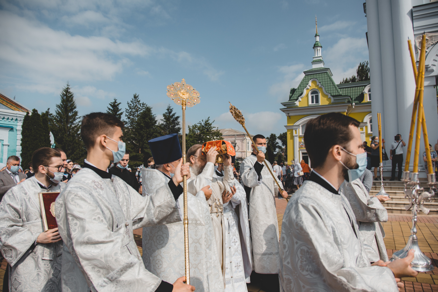 свято троицкий храм батайск