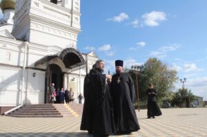 Епископ Антоний совершил объезд храмов Волгодонска
