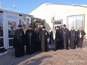 Глава Волгодонской епархии совершил Литургию в Покровском храме поселка Целина