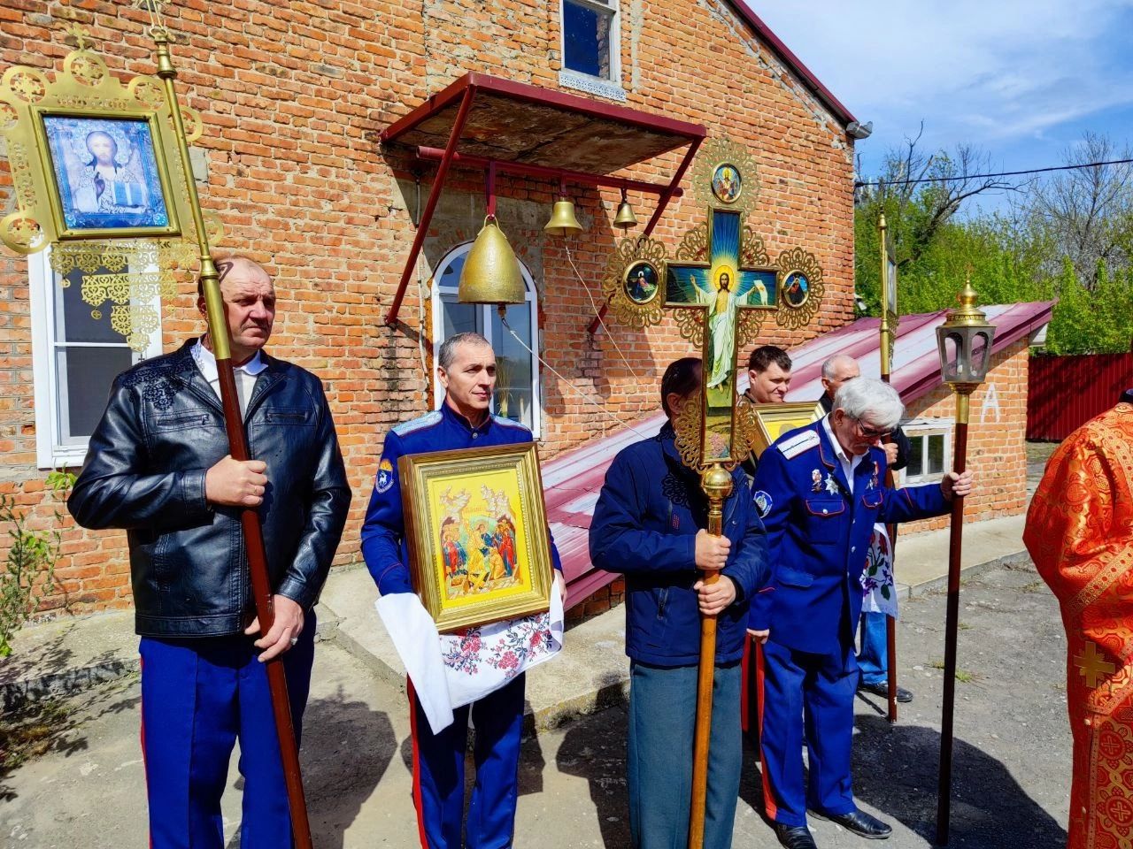 свято троицкий храм волгодонск