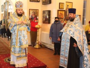 Епископ Антоний совершил Всенощное бдение в храме Рождества Пресвятой Богородицы ст. Тацинской