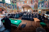 В хуторе Нижнежуравский состоялось полугодовое епархиальное собрание духовенства